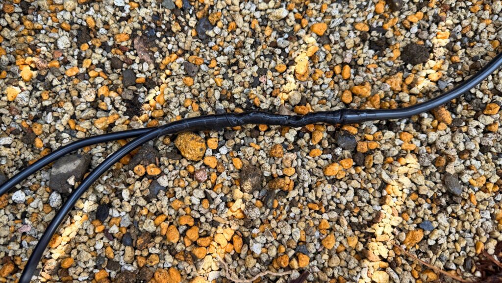 ガーデンライト 配線 防水処理 自己融着テープ 絶縁